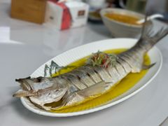 -七的湖·晚芳亭·阳澄湖农家菜·大闸蟹(莲花岛店)
