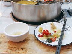-田村·酸汤鲜牦牛肉火锅(布达拉宫广场店)