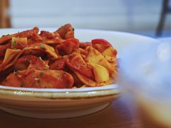 辣汁香肠宽面-A30 BISTRO