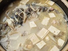 -土砂锅生态山庄·非遗砂锅雅鱼
