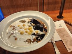 -RUXU入续糖水铺与包(卓悦中心店)