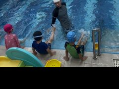 -水宝贝亲子游泳·水育早教运动中心(南海广场店)