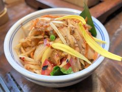 -银米·云南传统过桥米线(双廊黑金冠店)