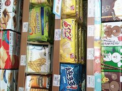 -全家便利店(愚园店)