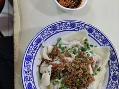 -同济大学本部学苑饮食广场