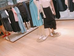 -COS(月星环球港店)