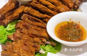 Charcoal-Grilled Lamb Ribs