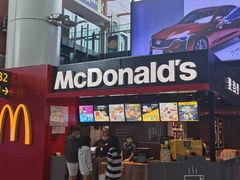 门面-麦当劳(桃仙机场到达层店)