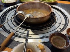 -阿山卓·野生菌火锅·纳西火塘烤肉