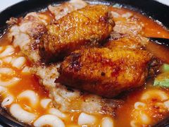 番茄浓汤鸡翅猪扒通粉-华嫂冰室(尖沙咀店)