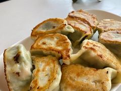 香煎鲜肉韭菜饺-芬芳甜品(东风西路店)