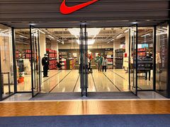 -王府井奥莱临潼小镇(临潼店)