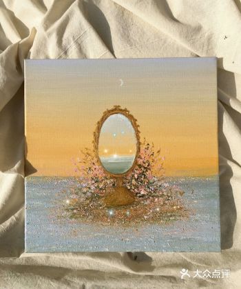 当我第一眼看到小野的作品就深深的被吸引了,配色简直太