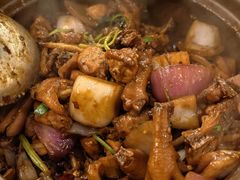 -胡须佬鸡煲四季火锅店(石厦西村直营店)