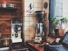 -Be Lived Cafe比例咖啡(摩天轮店)