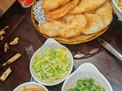 -蓝田九大碗民俗食府(蓝田店)