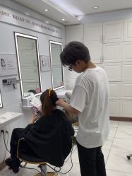 -镁连社·美联社