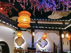 -荷塘秋月·本帮江浙菜(国权路店)