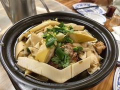 农家竹笋煲-小小饭店·休闲农庄·安吉松树林里的农家菜