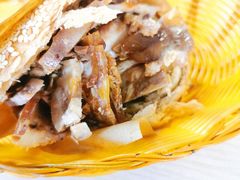 烧饼夹肘子-洪峰浩老北京烧饼夹肉(角门路店)