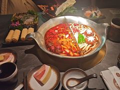 -湊湊火锅·茶憩(杭州湖滨银泰in77店)
