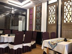 大堂-刘姐啤酒鱼民族演艺餐厅(西街总店)