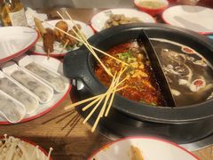 -言玖鲜火锅串串披萨自助(益田假日店)