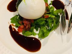 -香格里拉鱼跃地中海西餐厅·牛排披萨