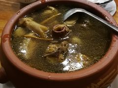 -小厨子私房菜·云南美食店