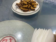 -虹海圣肉饼店家常菜馆