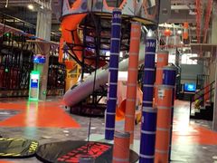 -嗨翻Hi-Fun竞技主题乐园·蹦床亲子生日轰趴(国光1937店)