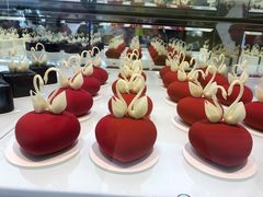 -罗红摄影艺术馆