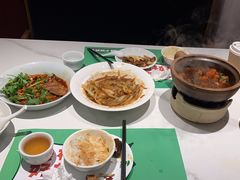 -鑫小城故事·藕汤·家常菜(台北一路总店)