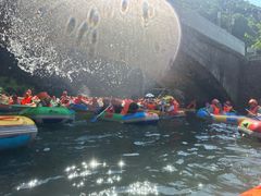 -安吉龙王山峡谷漂流