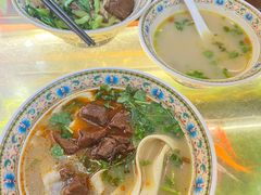 -金杨拉面王小吃面馆·牛三宝面·红烧牛肉粉