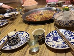 -旧街市鲜货老火锅(大光路店)