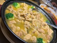 -艳阳天民俗村(公园路店)