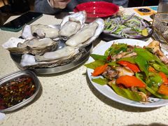 -蚝堡·生蚝海鲜烧烤物种起源•海肠捞饭(刘公岛店)