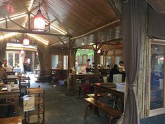 大堂-好汉锅园林秘制老火锅 柴火霸王鸡(金沙店)