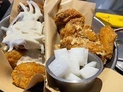 炸鸡翅一半一半-富乐满韩国正宗炸鸡韩国料理(虹泉路店)