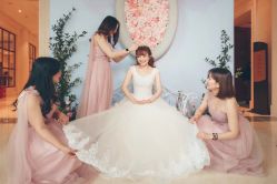 -LA GRACE高端婚纱礼服定制馆