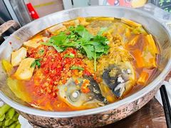 双椒水库鱼头-顾家土菜館