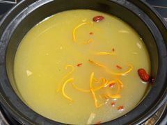 -野菌皇海景野生菌火锅(滨海大道店)