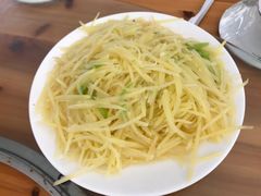 土豆丝-梦柳布依风情小镇的民宿(大七孔景区店)
