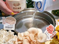 -烹然四季椰子鸡火锅(姚家园万象汇店)
