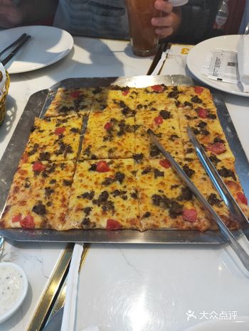 超好吃的披萨，偶然间来到此店，吃到了超级好吃的披萨
