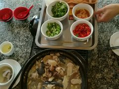 -蘑统田下·野生菌火锅