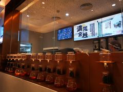 -喜茶(北京华贸购物中心店)