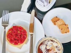 -圣丰索菲特·马T尼大堂吧