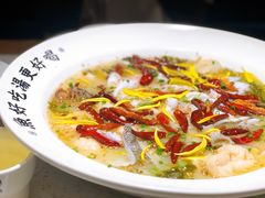 招牌老坛酸菜鱼-江渔儿酸菜鱼·拔草餐厅(虎门君乐汇店)